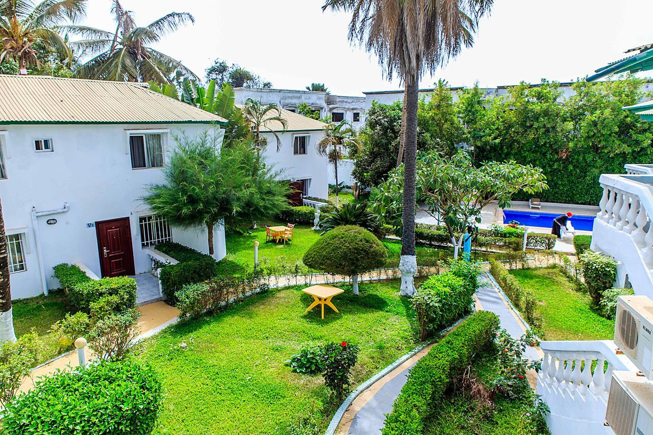 Paradise Suites Hotel Serrekunda Exterior foto