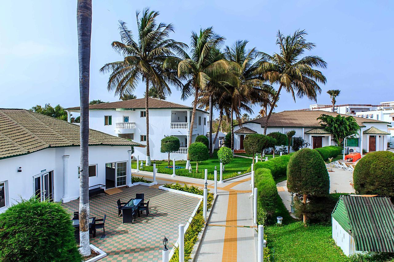 Paradise Suites Hotel Serrekunda Exterior foto