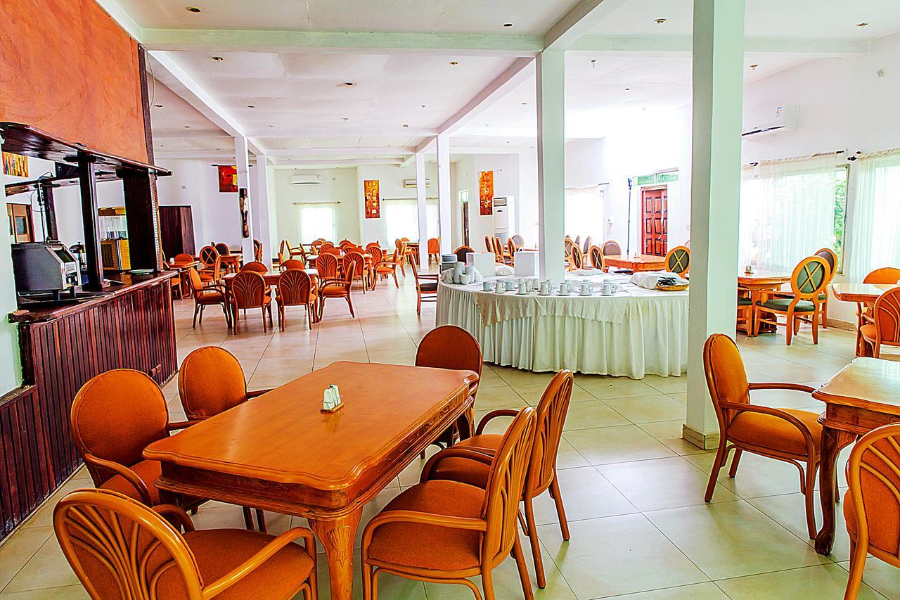 Paradise Suites Hotel Serrekunda Exterior foto